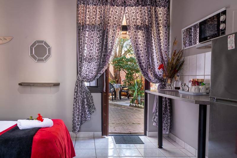 5 Bedroom Property for Sale in Parow North Western Cape